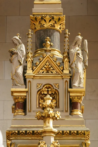 Angels Statue Main Altar Zagreb Cathedral Dedicated Assumption Mary — Stock Photo, Image