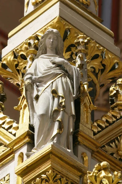 Ángel Estatua Altar Mayor Catedral Zagreb Dedicada Asunción María —  Fotos de Stock