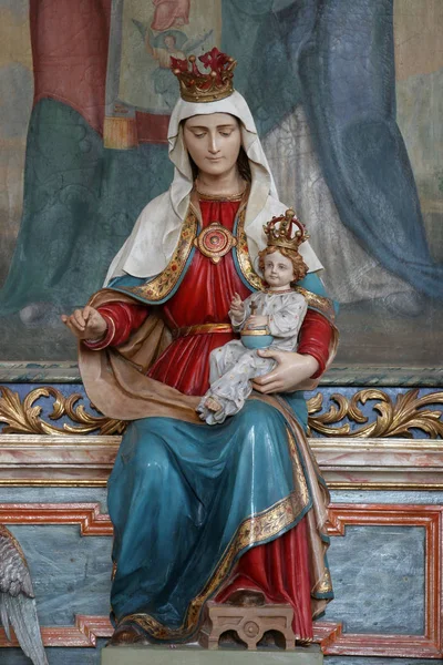 Діви Марії Дитиною Ісусом Статуя Вівтарем Святих Кирила Мефодія Народження — стокове фото