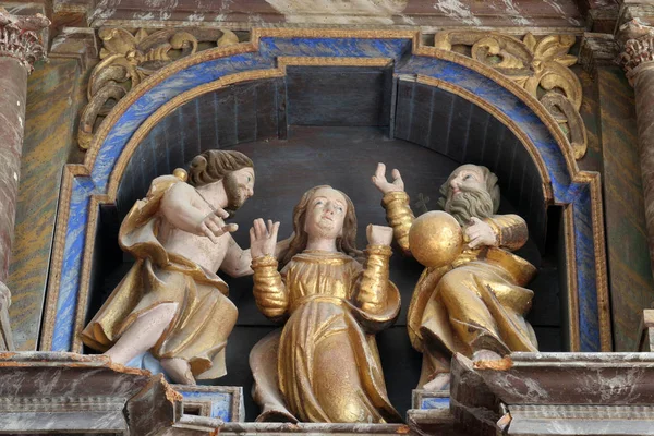 Megkoronázása Szűz Mária Szobor Születése Templom Szűz Mária Svetice Horvátország — Stock Fotó