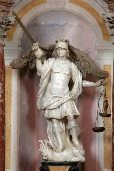 Saint Michael Statue Altar Saint Michael Church Assumption Virgin Mary — Stock Photo, Image