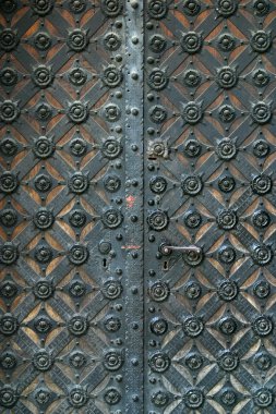 Kapıyı Zagreb Katedrali Kutsal Meryem Varsayım için adanmış