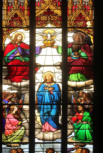 Коронация Девы Марии Витражи Загребском Соборе Посвященном Успению Марии — стоковое фото