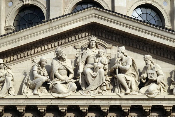 Tympanum Bass Relief Showing Virgin Mary Hungarian Saints Stephen Basilica — стоковое фото