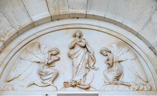 Virgin Mary Surrounded Angels Portal Parish Church Pelagius 1828 Cathedral — Stock Photo, Image