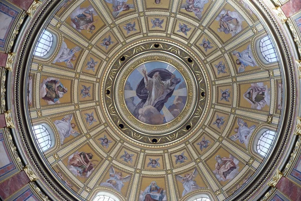 Malarstwo Kopuła Bazyliki Świętego Szczepana Budapest Węgry — Zdjęcie stockowe