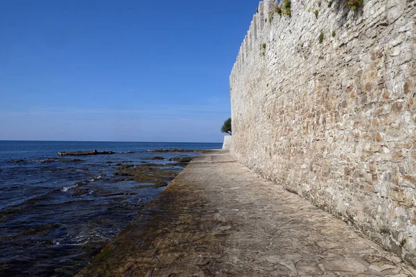 Beach Small Idyllic City Novigrad Located West Coast Istria Peninsula — Stock Photo, Image