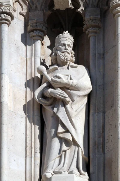 Posąg Świętego Portalu Kościół Mateusza Pobliżu Baszta Budapest Węgry — Zdjęcie stockowe