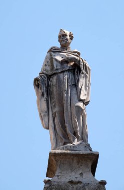 Verona, İtalya Piazza dei sinyorlar sarayda heykele