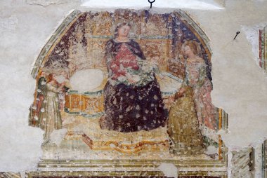 Tahtta Madonna ve çocuk beş melek, Saint Catherine ve bir tapan, fresco, Kilisesi, San Pietro Martire Verona, İtalya