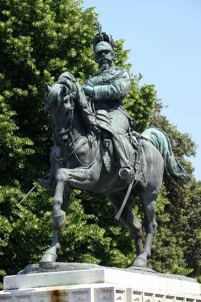 Denkmal Für Vittorio Emanuele Auf Der Piazza Bra Verona Italien — Stockfoto