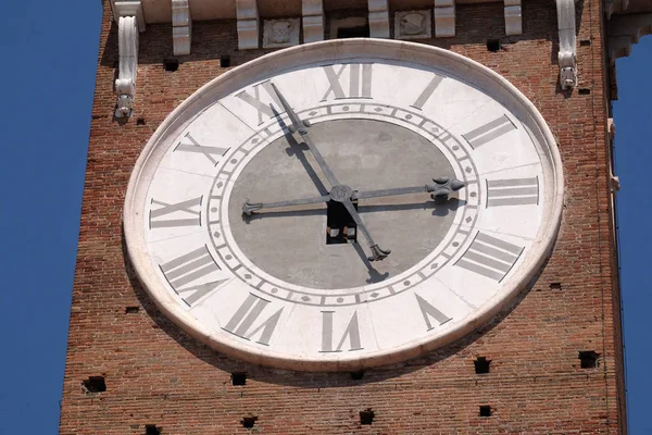 Годинник Torre Dei Ламберт Середньовічна Вежа Ламберт Століття Пьяцца Делле — стокове фото