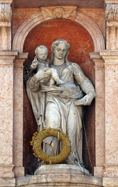 Vergine Maria Con Gesù Bambino Statua Piazza Delle Erbe Piazza — Foto Stock