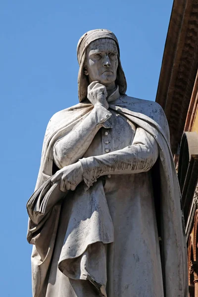 Статуя Данте Аліг Єрі Площі Яцца Деі Синьйорі Вероні Італія — стокове фото