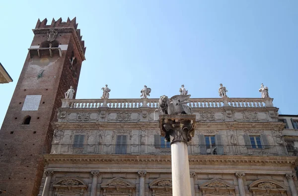 Piazza Delle Erbe Place Marché Avec Palazzo Maffei Baroque Vérone — Photo