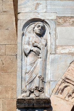 Saint Roland, Verona, İtalya için Santa Maria Matricolare adı altında Kutsal Bakire Meryem heykeli katedral Portal adanmış