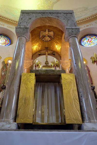 Tabernakulum Ołtarzu Głównym Kościele Saint Blaise Zagreb Chorwacja — Zdjęcie stockowe