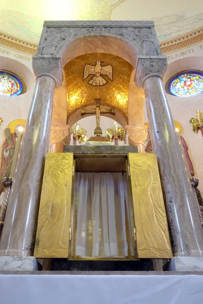 Tabernáculo Altar Mayor Iglesia San Blas Zagreb Croacia — Foto de Stock