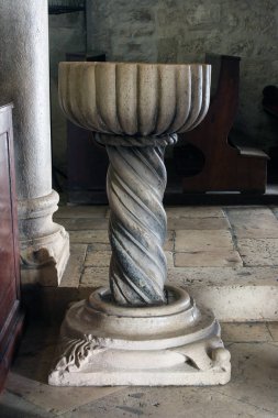 Korcula, Korcula Adası, Hırvatistan Saint Mark kilisede vaftiz yazı tipi