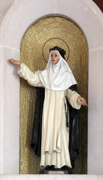 锡耶纳的圣凯瑟琳 克罗地亚科尔丘拉岛科尔丘拉天使守护神修道院教堂主坛上的雕像 — 图库照片