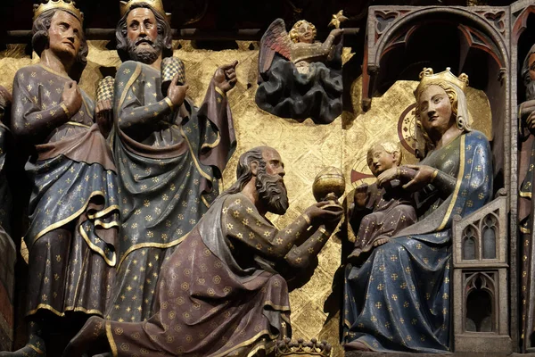 Intricately Carved Painted Frieze Notre Dame Cathedral Depicting Adoration Magi — Stock Photo, Image