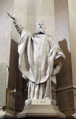 Paris, Fransa'da St Francis Xavier'ın Kilisesi Saint Denis heykeli