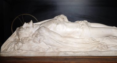 Onun mezarı, Paris, Fransa, kilisede St Francis Xavier'ın heykelinin Mesih'e