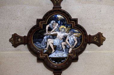 11 istasyonları haç, çarmıha germe: İsa'nın Haç, Paris, Fransa, St Francis Xavier'ın kilisede çivilenmiş 