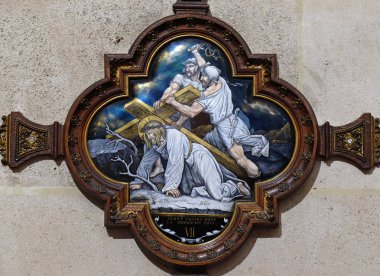 7 istasyonları haç, İsa'nın ikinci kez, Paris, Fransa, St Francis Xavier'ın kilisede düşüyor