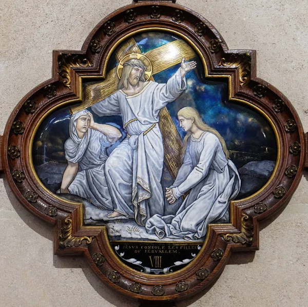 8 istasyonları haç, İsa'nın Kudüs, Paris, Fransa, kilisede St Francis Xavier'ın kızları karşılamaktadır.