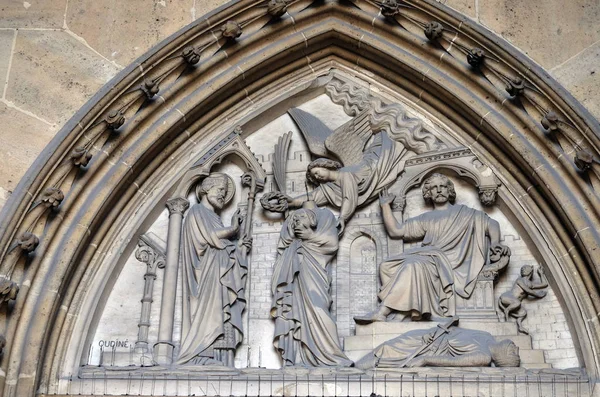Baixo Relevo Portal Basílica Saint Clotilde Paris França — Fotografia de Stock