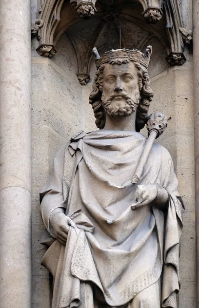 Saint Sigismond Staty Portalen Den Basilica Saint Clotilde Paris Frankrike — Stockfoto