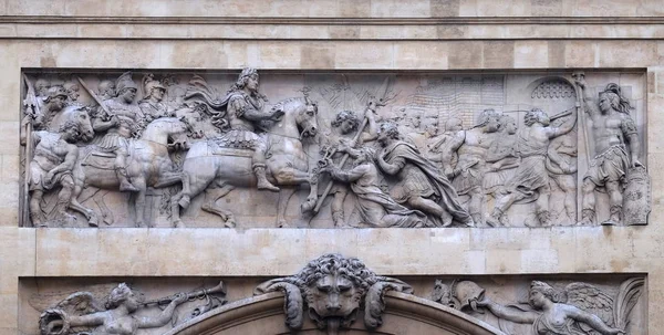 Captura Cidade Maastricht Detalhe Porte Saint Denis Monumento Parisiense Localizado — Fotografia de Stock