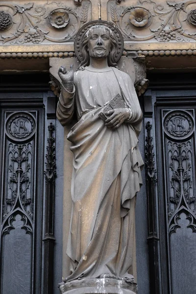 Jésus Christ Statue Sur Portail Église Saint Laurent Paris France — Photo