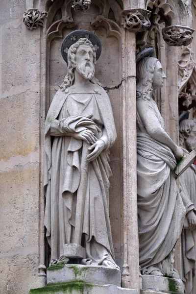 Apostel Statue Auf Dem Portal Der Saint Merri Kirche Paris — Stockfoto