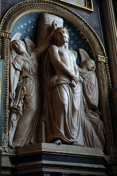 Людина Антуан Etex Каплиці Душі Чистилище Церква Святого Євстафія Парижі — стокове фото