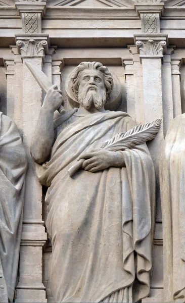 Apóstol Estatua Fachada Iglesia San Agustín París Francia — Foto de Stock