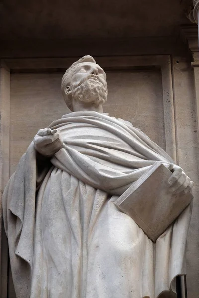 Statue Des Heiligen Der Fassade Der Augustinerkirche Paris Frankreich — Stockfoto