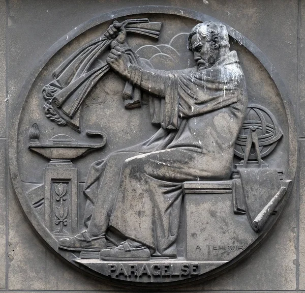 Paracelsus Était Médecin Alchimiste Astrologue Suisse Renaissance Allemande Relief Pierre — Photo