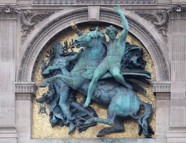 Sanat Astride Pegasus tarafından Marius Jean Antonin Mercie, Louvre Müzesi, Paris, Fransa büyük simgesel yapı mimari detay dehası