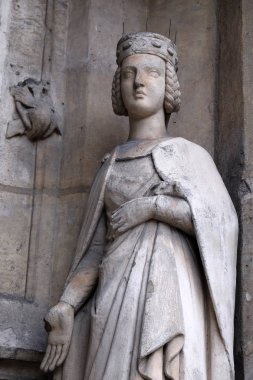 Paris, Fransa Saint Germain l'Auxerrois kilisenin Portal Fransa heykelinin Isabelle aziz 