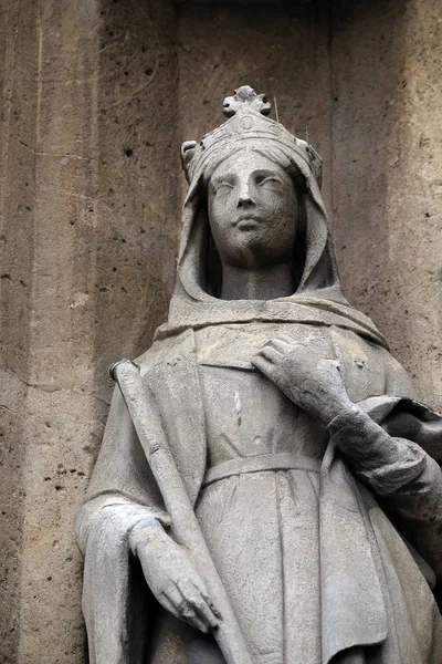 Socha Svatého Bathilde Portálu Kostela Saint Germain Auxerrois Paříž Francie — Stock fotografie