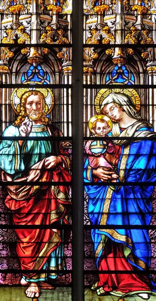Блеск Христа Богородица Младенцем Стеклянные Окна Церкви Сен Жерве Сен — стоковое фото