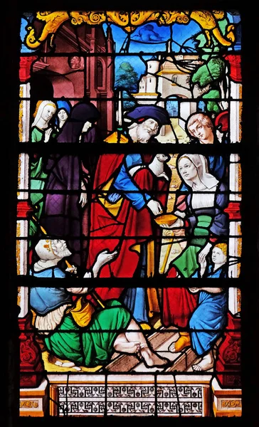 Anne とヨアヒム ステンド グラスの窓サン ジェルヴェと聖プロタイス フランスで 寺から出てくる — ストック写真