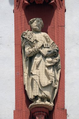 Saint Peter havari heykel Wurzburg, Bavyera, Almanya Marienkapelle Portal
