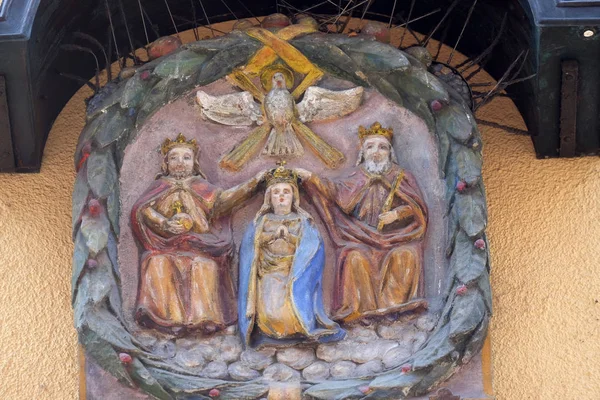 Neitsyt Marian Kruunajaiset Talon Julkisivu Wurzburgissa Baijerissa Saksassa — kuvapankkivalokuva