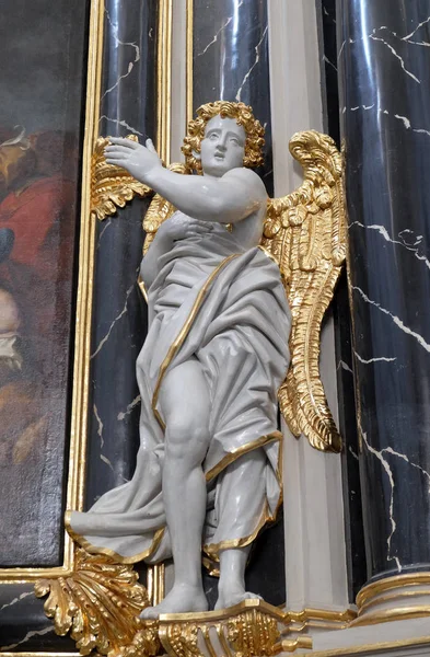 Statua Dell Angelo Sull Altare Dei Provosti Nella Cattedrale Wurzburg — Foto Stock