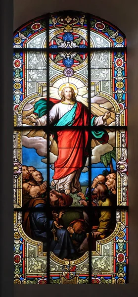 Nanebevstoupení Krista Obarví Skleněná Okna Kostele Svatého Mikuláše Evangelické Aalen — Stock fotografie