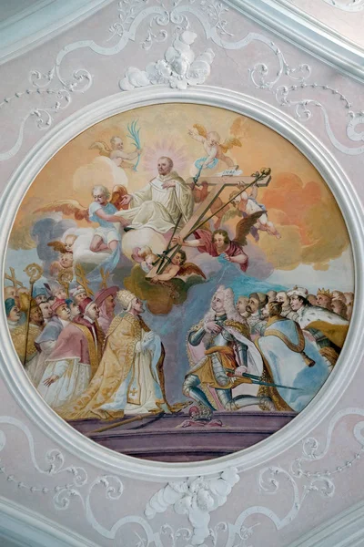 Tette Fresker Med Scener Fra Livet Til Sankt Bernard Clairvaux – stockfoto