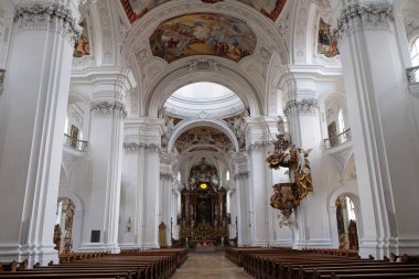 Bazilikası St Martin ve Oswald Weingarten, Almanya